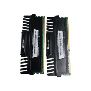 Corsair Vengeance CMZ8GX3M1A1600C10 DDR3 PC3-12800u LOT (2) x 8GB = 16GB RAM